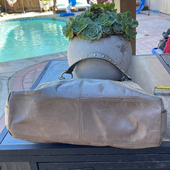 B. Makowsky gray soft leather purse with stud strap - Picture 2 of 11